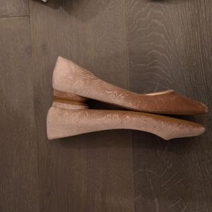 Velvet nine west flats